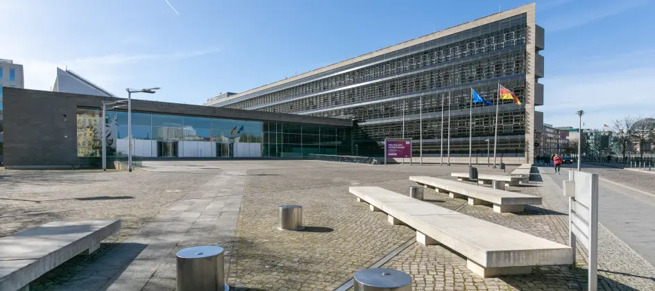 Mediaplus gewinnt erneut den Etat der Bundesregierung